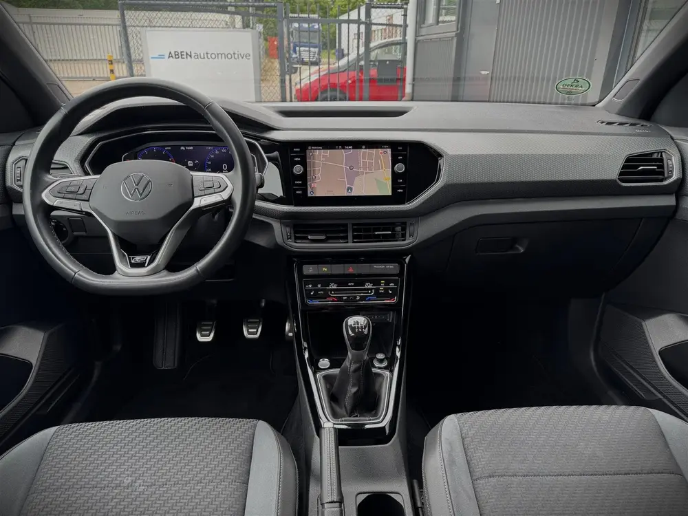 Volkswagen T-Cross 1.0 TSI 110PK R-Line (ACC|CAMERA|18"|4-SE uit 2022, foto 5