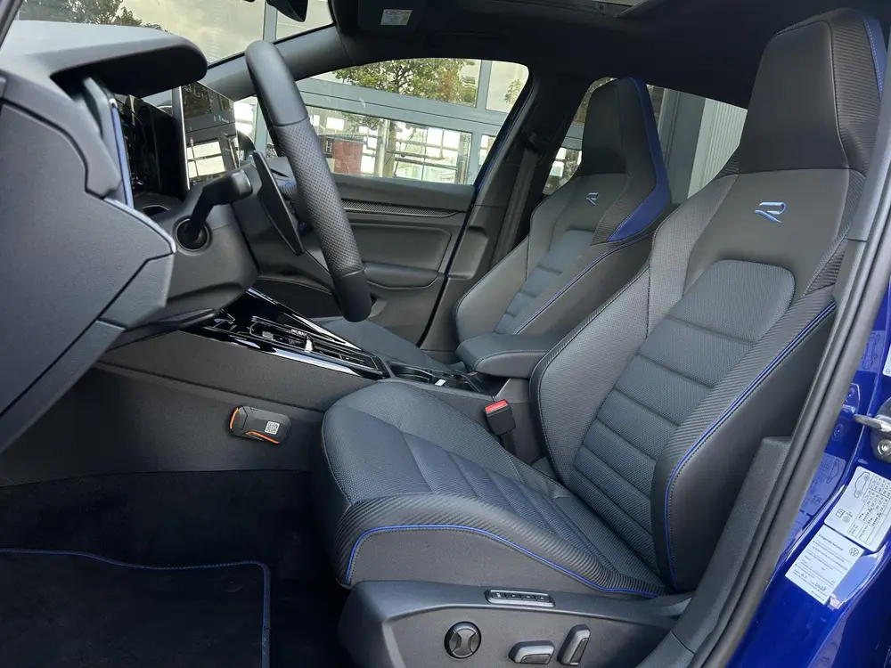 Volkswagen Golf 2.0 TSI 4Motion R | NL auto | Panoramadak | uit 2026, foto 4