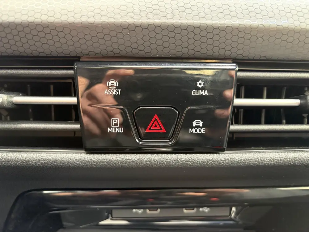 Volkswagen Golf 1.4 eHybrid GTE | Pano | Camera | Keyless | uit 2024, foto 17