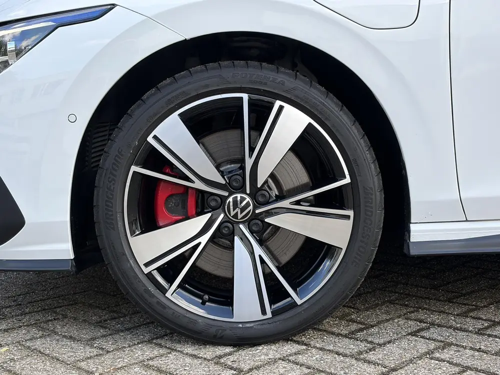 Volkswagen Golf 1.4 eHybrid GTE | Pano | Camera | Keyless | uit 2024, foto 6