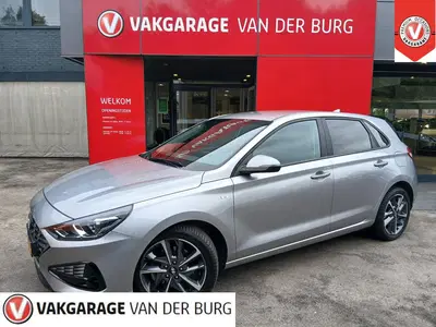 Hyundai i30 1.0 T-GDi MHEV Comfort Camera uit 2024
