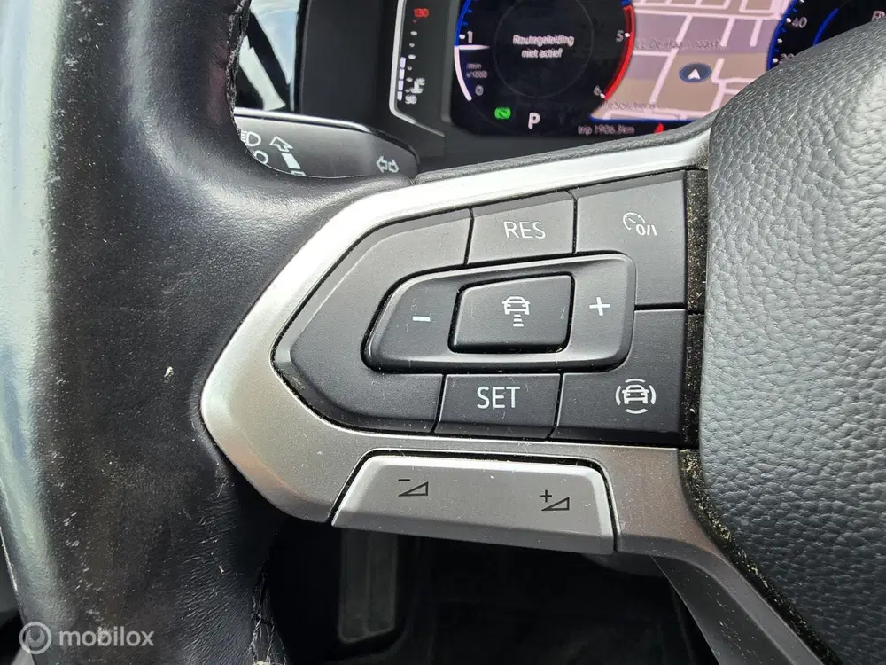 Volkswagen Transporter 2.0 TDI L2H1 30 DC Bulli uit 2020, foto 14