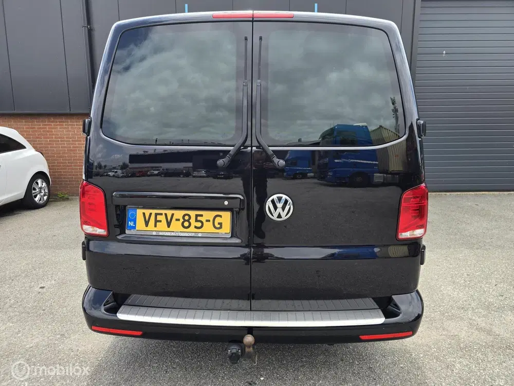 Volkswagen Transporter 2.0 TDI L2H1 30 DC Bulli uit 2020, foto 6