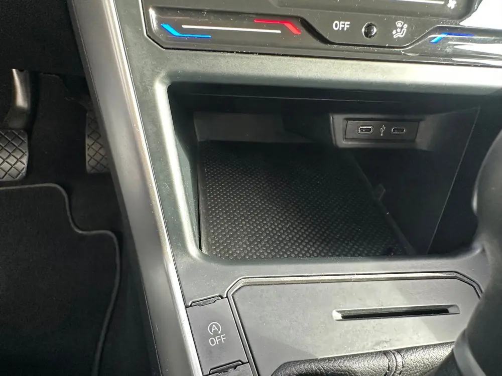 Volkswagen Polo 1.0 TSI Life Business uit 2022, foto 15