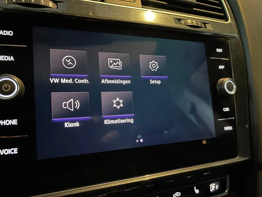 Volkswagen Golf 7.5 TSI DSG/NAV/VIRTUAL/PANO/CARPLAY APK+NAP uit 2019, foto 20