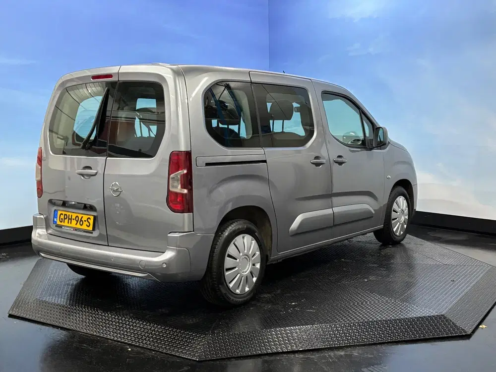 Opel Combo Life Turbo Edition uit 2019, foto 12