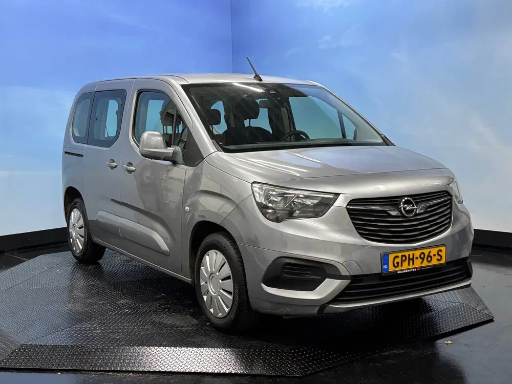 Opel Combo Life Turbo Edition uit 2019, foto 13