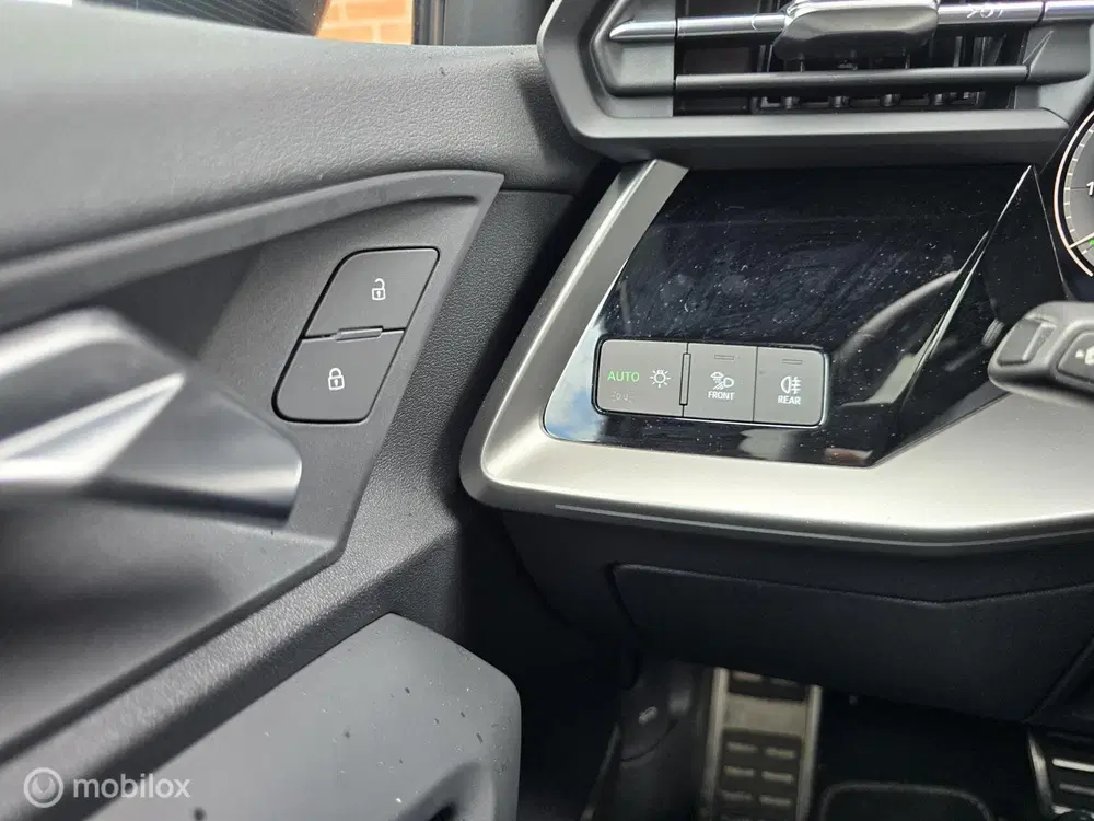 Audi A3 45 TFSI e S edition Competition BOMVOL uit 2022, foto 20