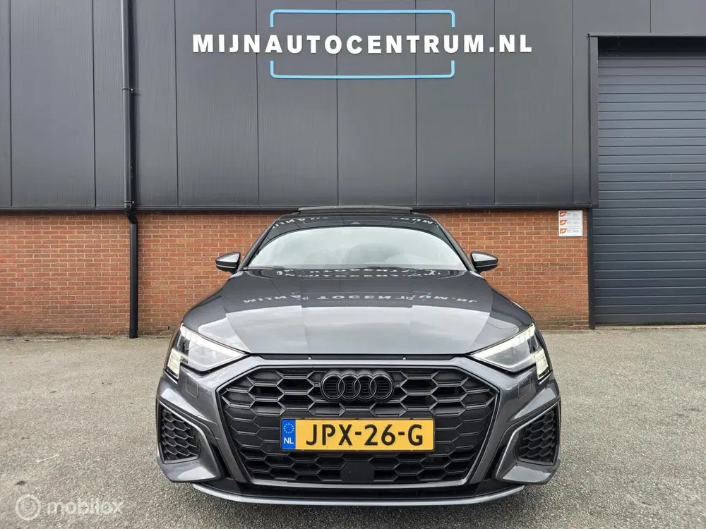 Audi A3 45 TFSI e S edition Competition BOMVOL uit 2022, foto 5