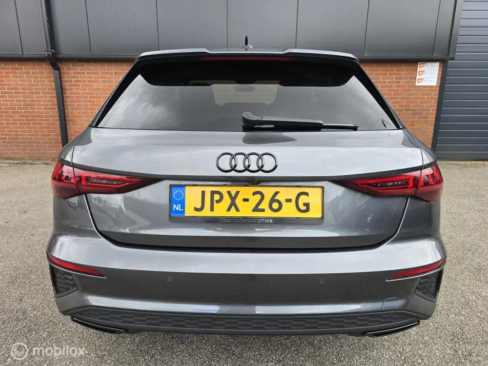 Audi A3 45 TFSI e S edition Competition BOMVOL uit 2022, foto 6