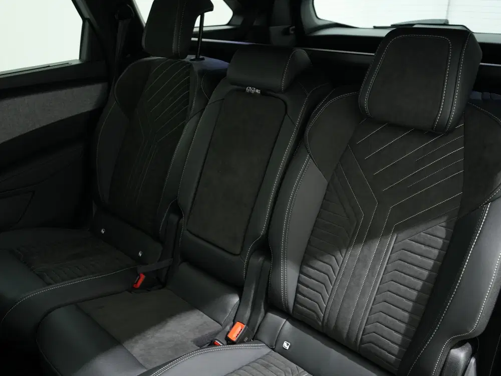 Peugeot 5008 1.2 HYBRID 145PK GT EXCLUSIVE 7P uit 2025, foto 5