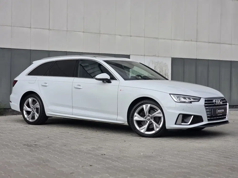 Audi A4 40 TFSI S line uit 2019, foto 18
