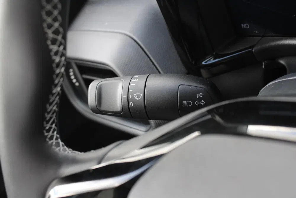 Ford Transit Courier Limited 44 kWh uit 2025, foto 18