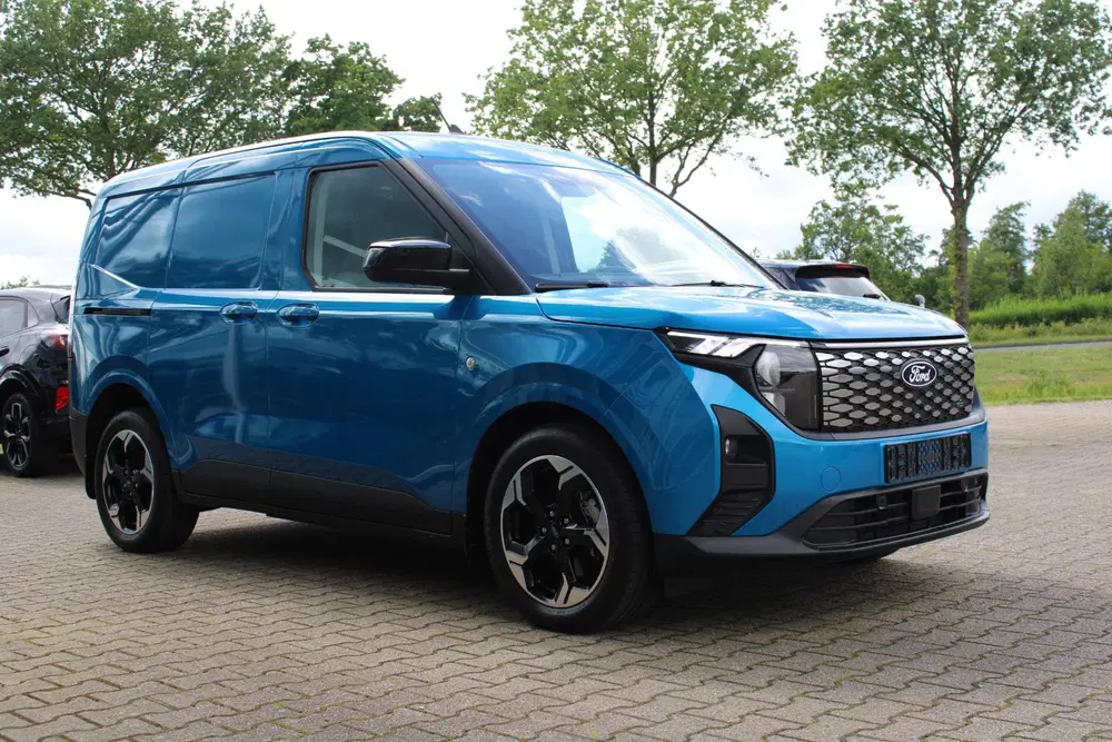 Ford Transit Courier Limited 44 kWh uit 2025, foto 6