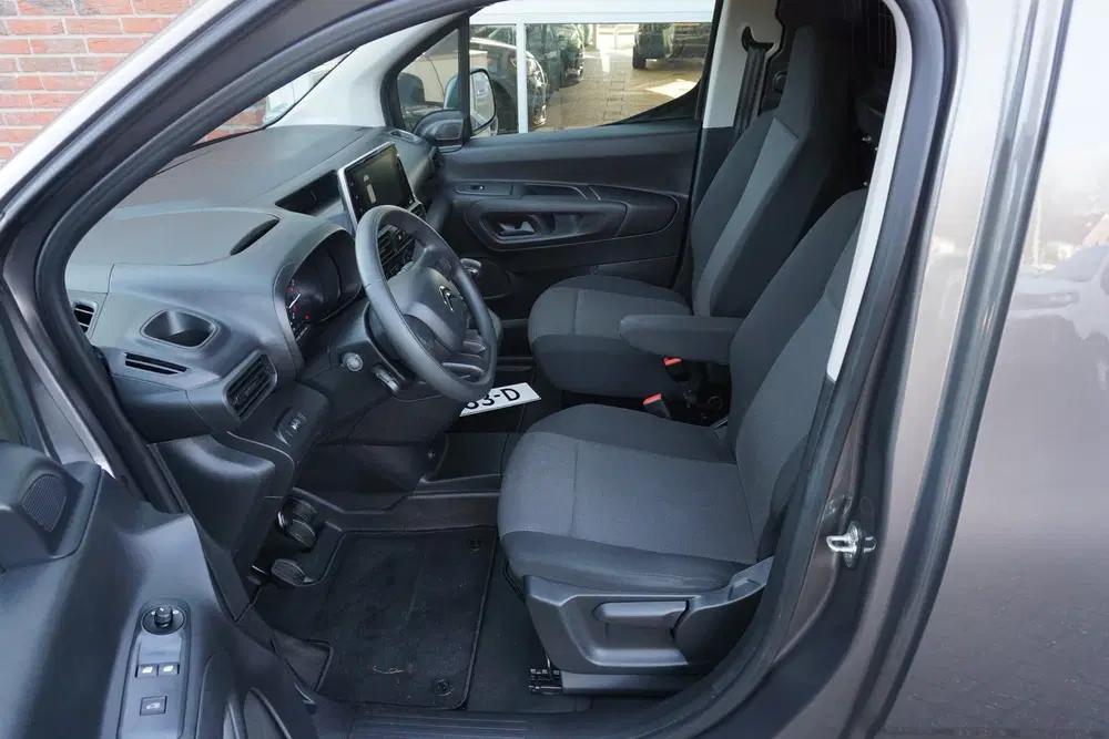 Citroën Berlingo 1.5 BlueHDI 102PK Club Trekhaak uit 2022, foto 5