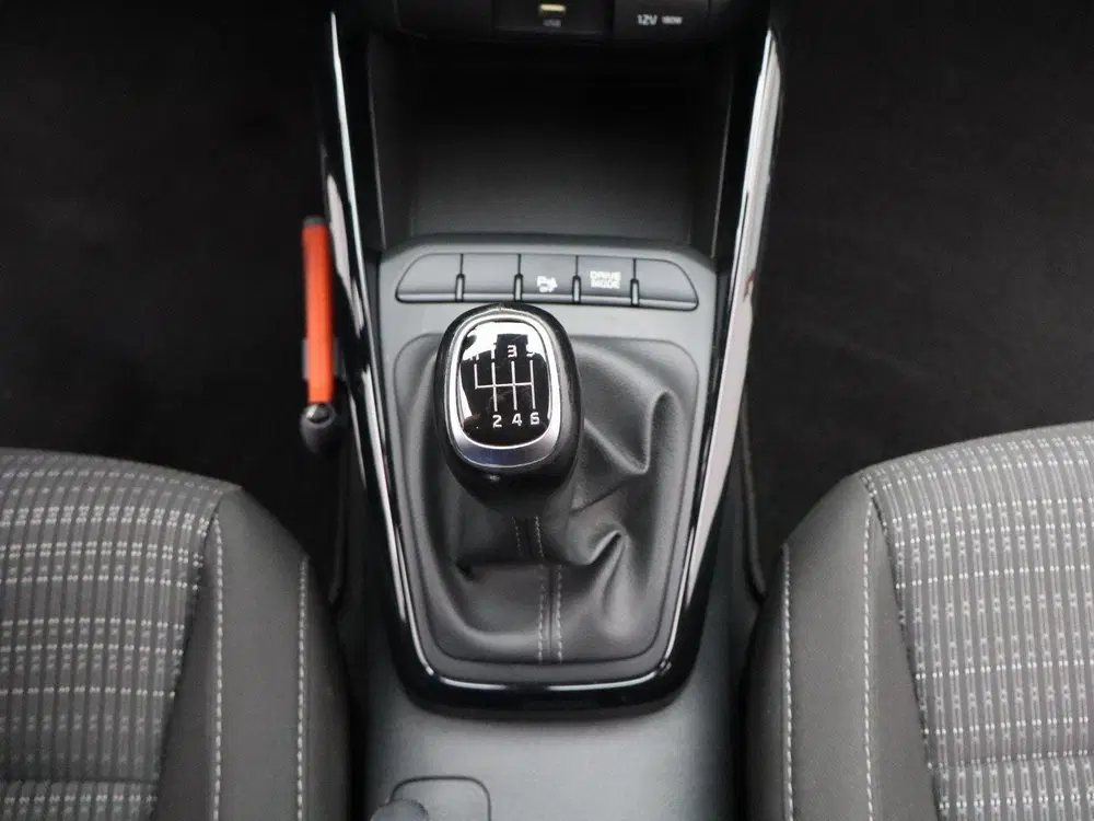 Kia Stonic 1.0 T-GDi MHEV DynamicPlusLine uit 2022, foto 9