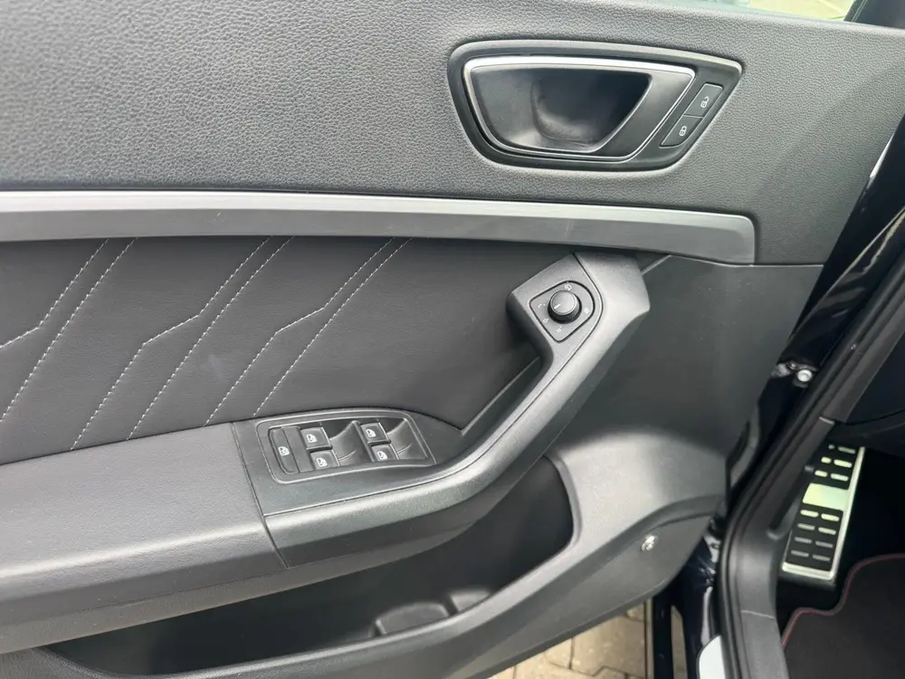 SEAT Ateca 1.5 TSI FR * Facelift*trekh *virtual* 19in uit 2020, foto 12