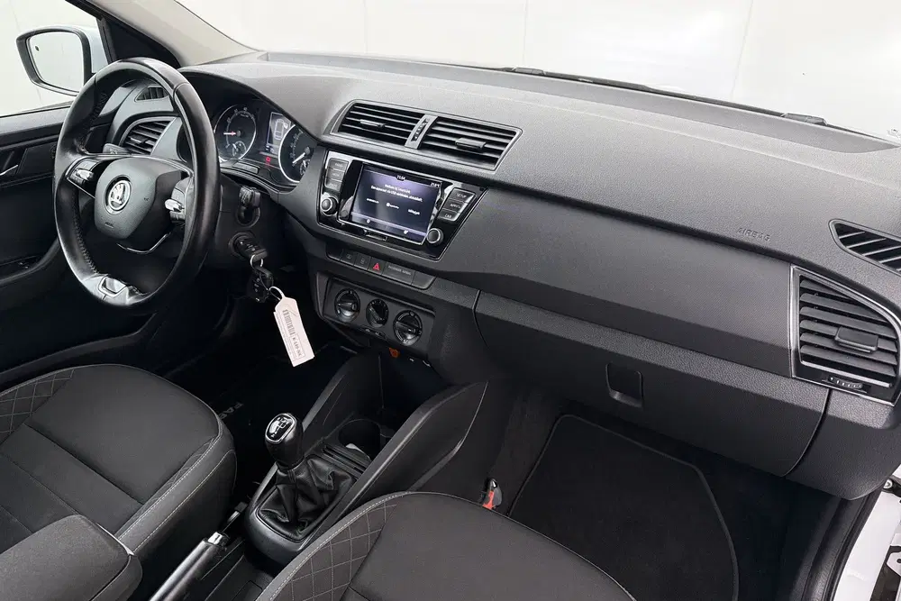Skoda Fabia 1.0 96 PK TSI Business Carplay Adapt.Cruis uit 2021, foto 15