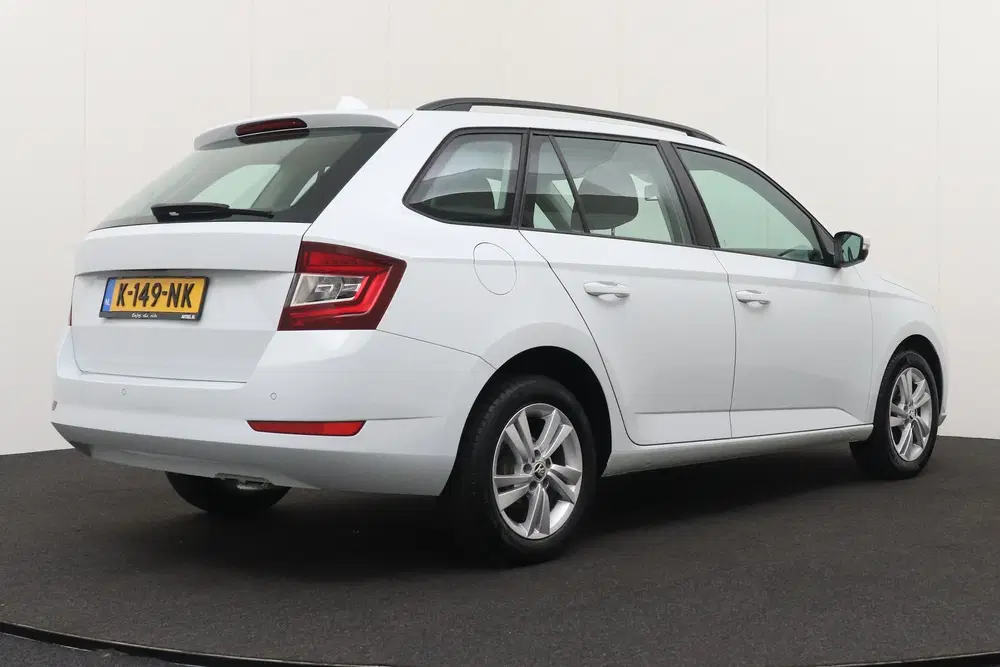 Skoda Fabia 1.0 96 PK TSI Business Carplay Adapt.Cruis uit 2021, foto 2