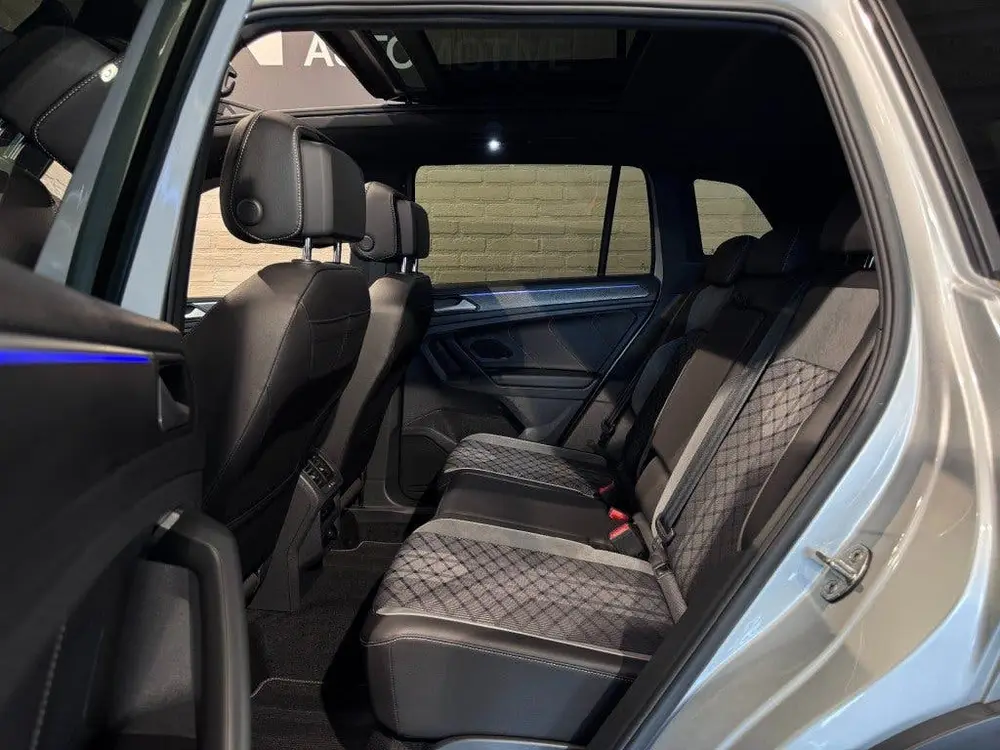 Volkswagen Tiguan 1.5 TSI R-Line Business Black Style Pano T uit 2023, foto 15