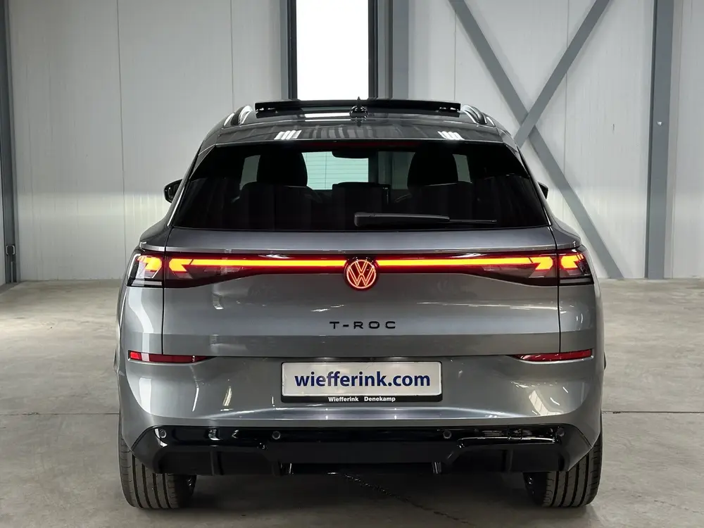 Volkswagen T-Roc 1.5 eTsi R-Line First Edition | H&K | Trekh uit 2026, foto 7