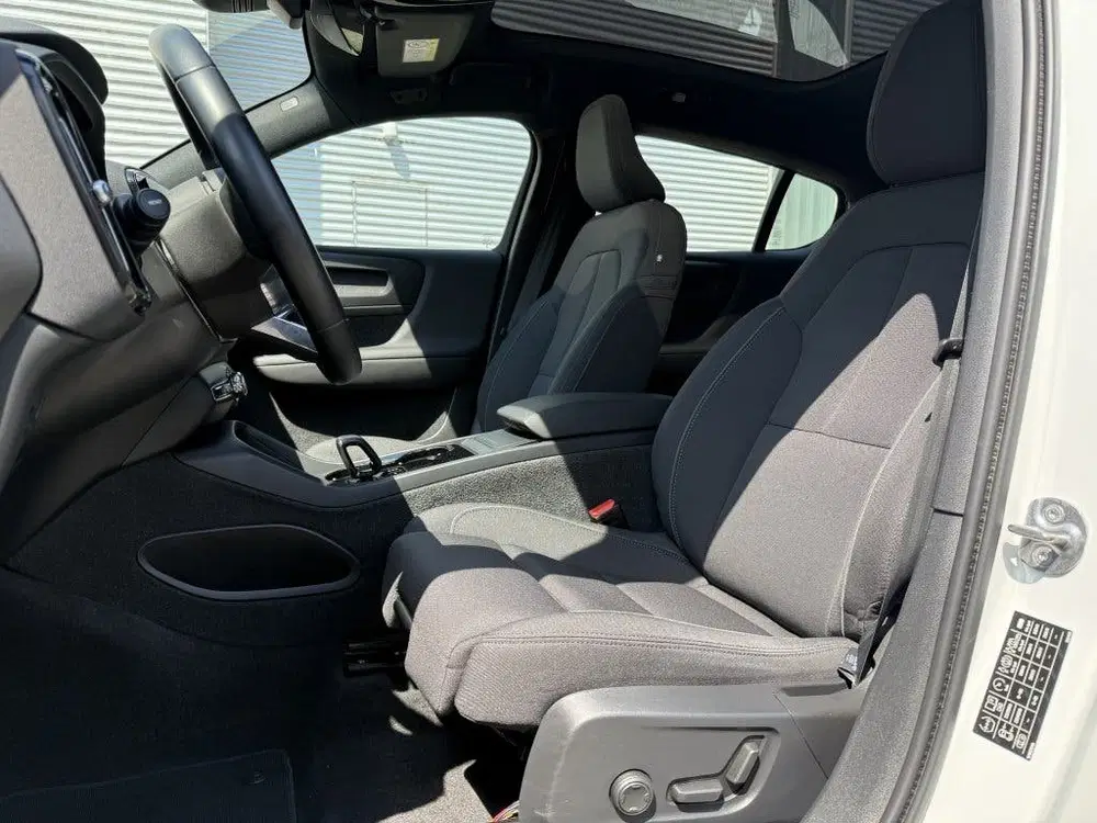 Volvo C40 Ultimate 69 kWh uit 2023, foto 12