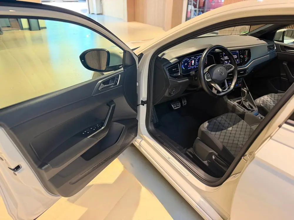 Volkswagen Taigo 1.0 TSI 3x R-Line |Pano|Virtual Cockpit|Car uit 2022, foto 16