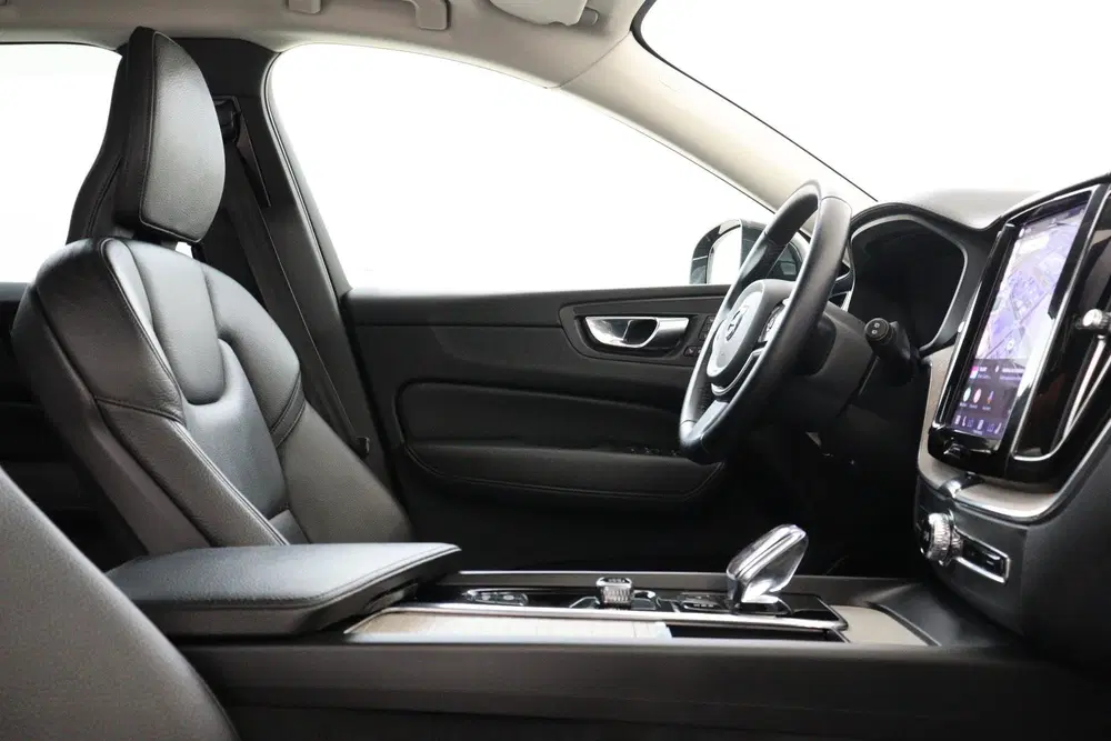 Volvo XC60 B5 (M-HYBRID) INSCRIPTION -LEDER uit 2022, foto 8