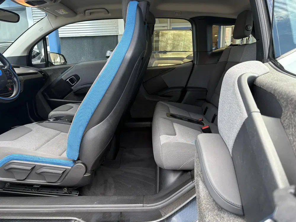 BMW i3 Basis 120Ah 42 kWh 170pk uit 2021, foto 14