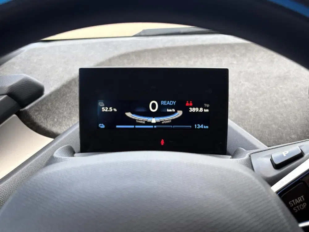 BMW i3 Basis 120Ah 42 kWh 170pk uit 2021, foto 19