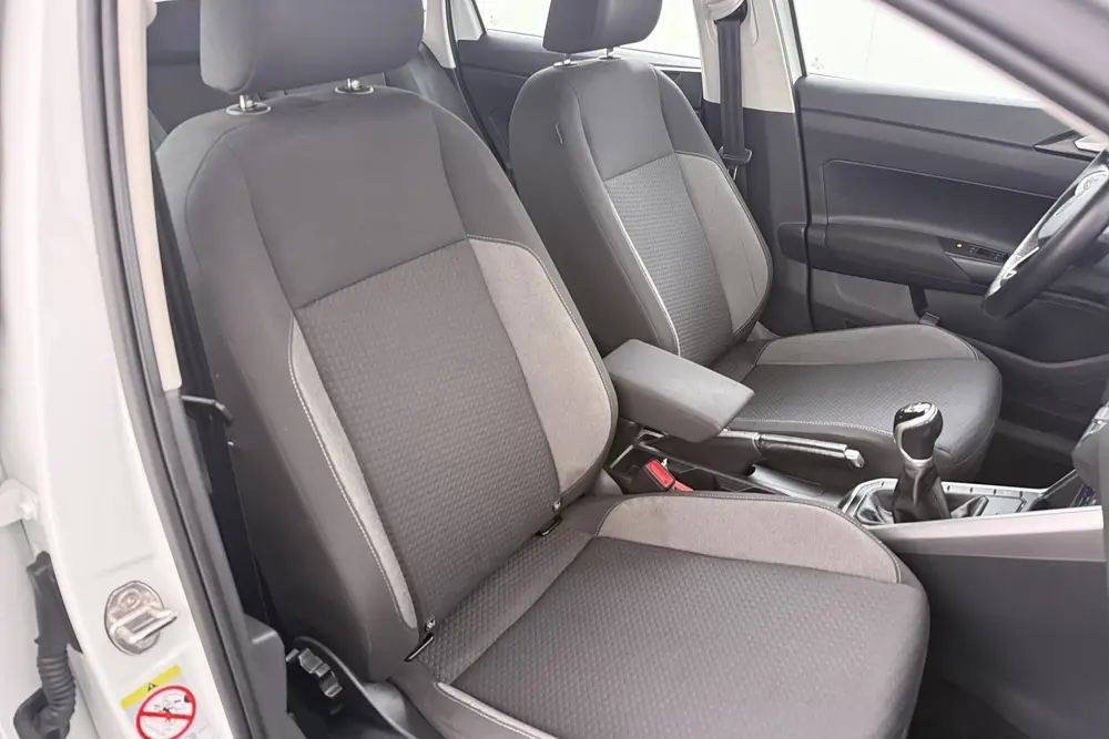 Volkswagen Polo 1.0 96 PK TSI Business Climate Navi Stoelver uit 2023, foto 14