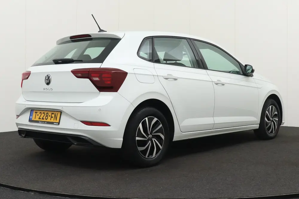Volkswagen Polo 1.0 96 PK TSI Business Climate Navi Stoelver uit 2023, foto 2