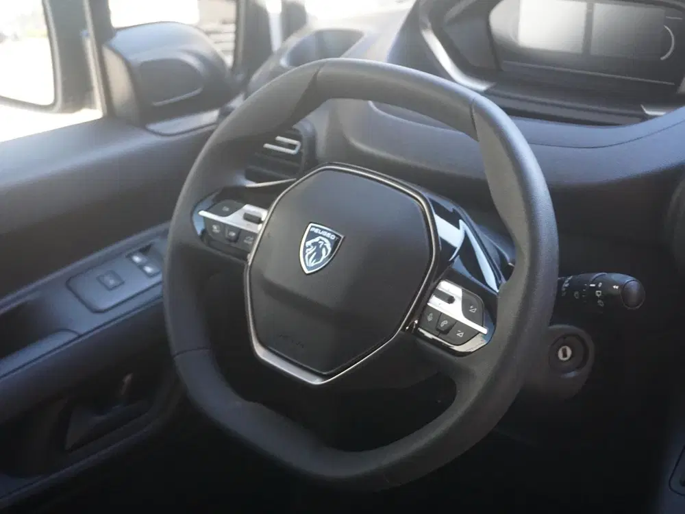 Peugeot Partner L2 50 kWh uit 2026, foto 16