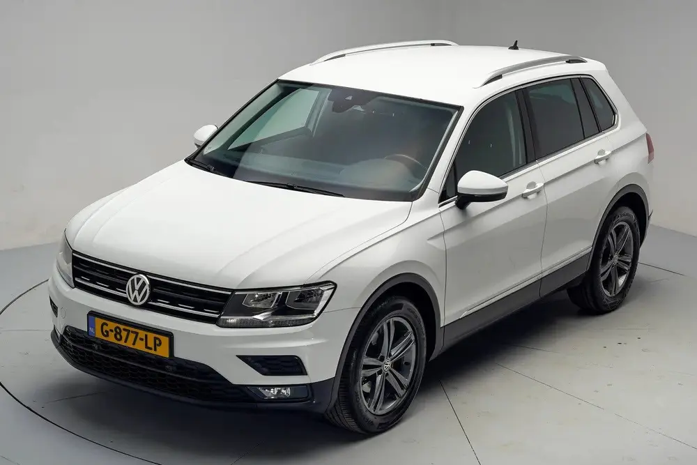 Volkswagen Tiguan 1.5 TSI Comfortline Business [ Apple carpl uit 2019, foto 13