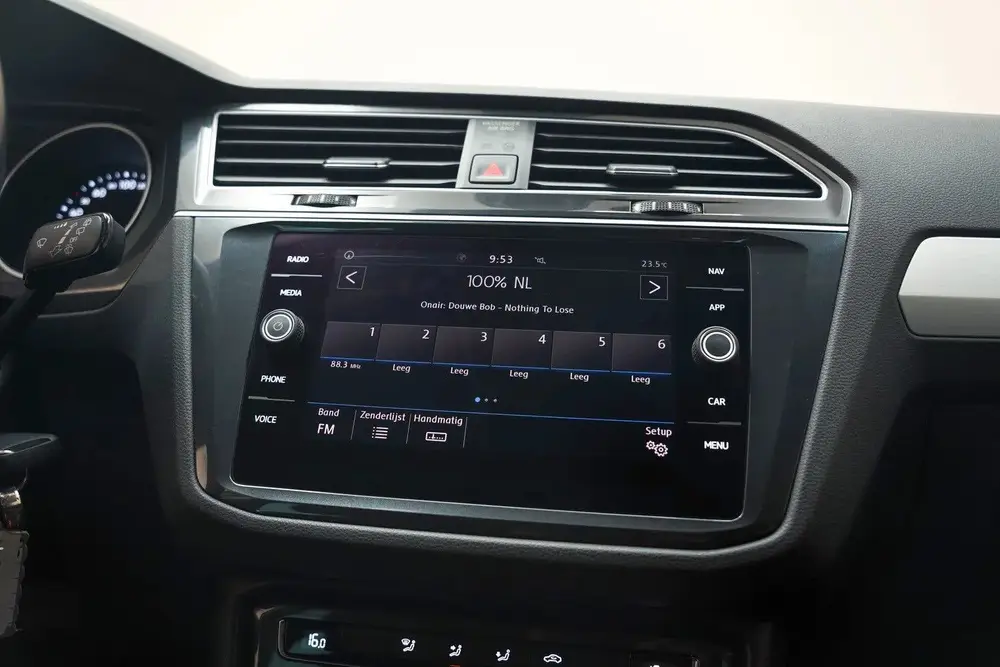 Volkswagen Tiguan 1.5 TSI Comfortline Business [ Apple carpl uit 2019, foto 20