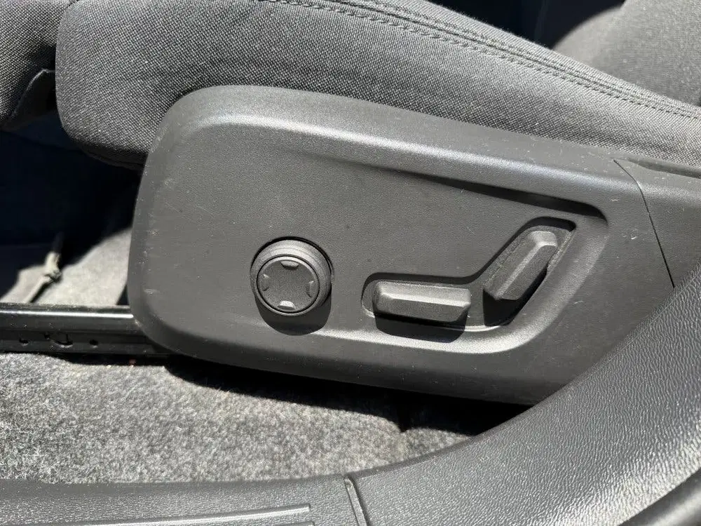 Volvo C40 Ultimate 69 kWh uit 2023, foto 14