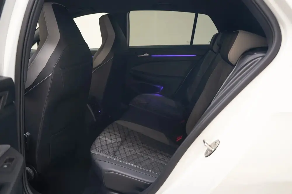Volkswagen Golf GOLF 1.5 TSI R-Line [ Virtual LED Carplay PD uit 2021, foto 11