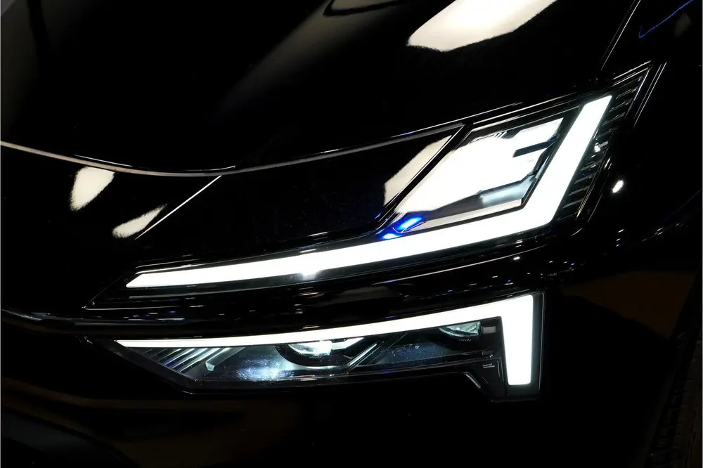 Polestar 4 Long Range Single motor 100 kWh Plus uit 2024, foto 12