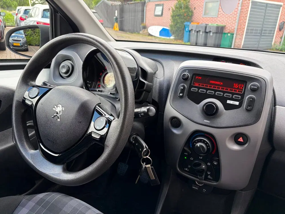 Peugeot 108 1.0 e-VTi Active 5Drs 44D-Km Airco Bluetoo uit 2020, foto 9