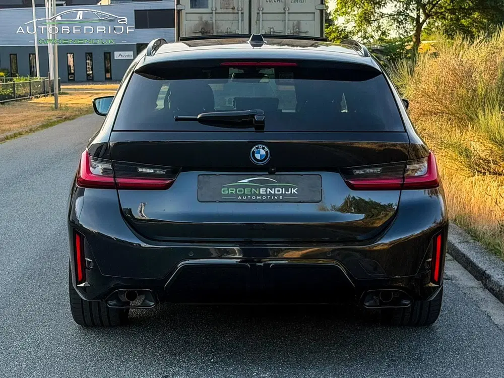 BMW 3-serie 330e xDrive SOH 100% M PERFORMANCE SEATS uit 2023, foto 11