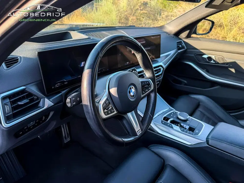 BMW 3-serie 330e xDrive SOH 100% M PERFORMANCE SEATS uit 2023, foto 15