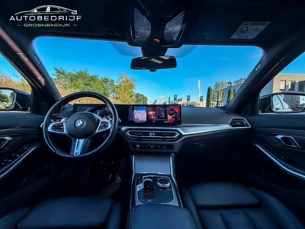 BMW 3-serie 330e xDrive SOH 100% M PERFORMANCE SEATS uit 2023, foto 17