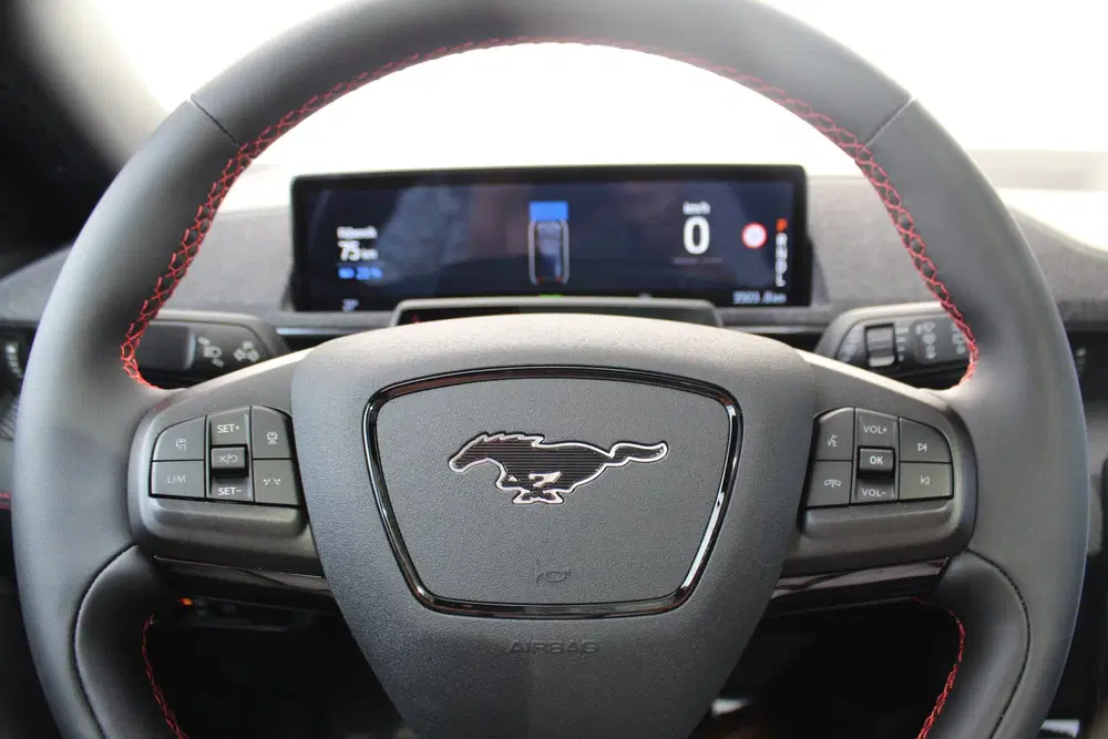 Ford Mustang Mach-E Premium AWD 75kWh uit 2025, foto 15