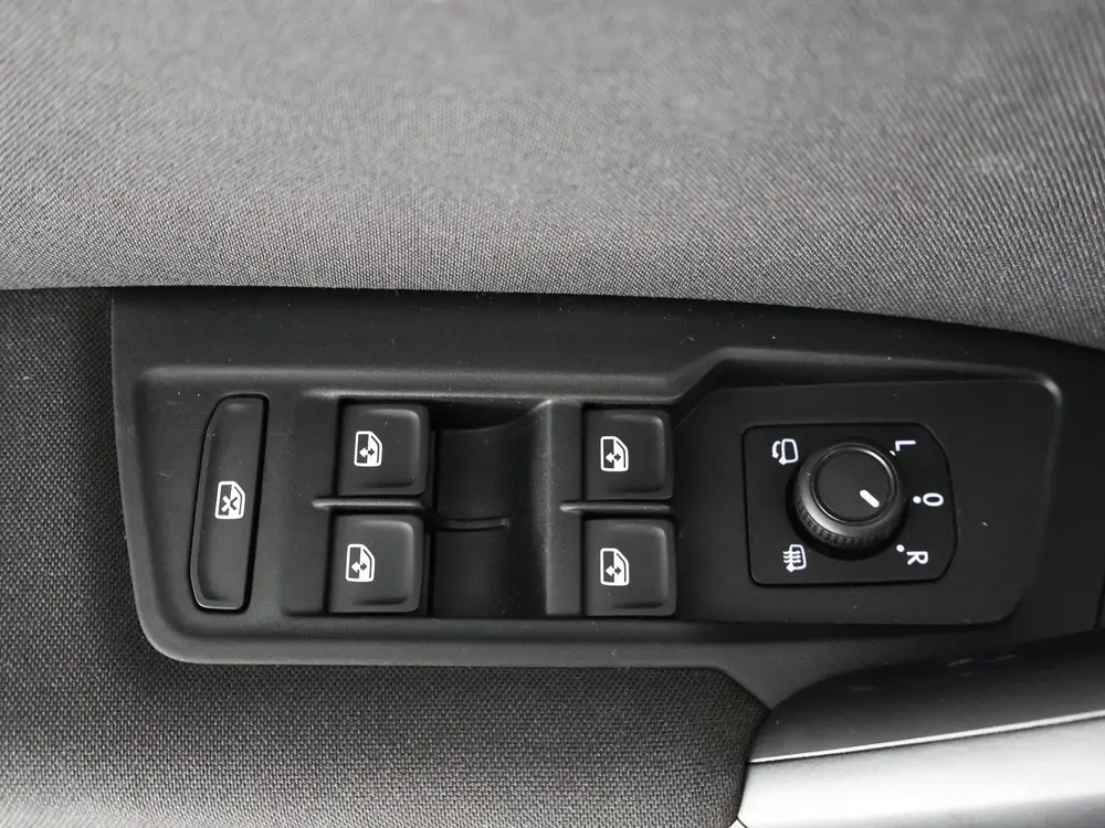 Volkswagen Tiguan 1.5 TSI Life Business | Navigatie | Camera uit 2021, foto 12