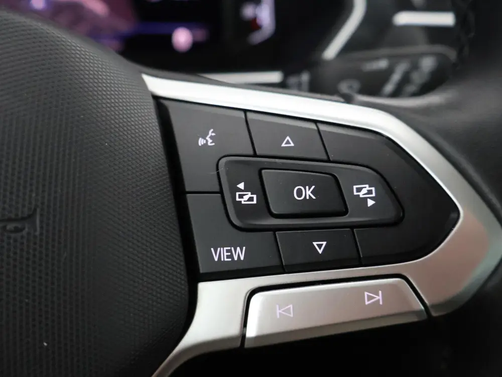Volkswagen Tiguan 1.5 TSI Life Business | Navigatie | Camera uit 2021, foto 17