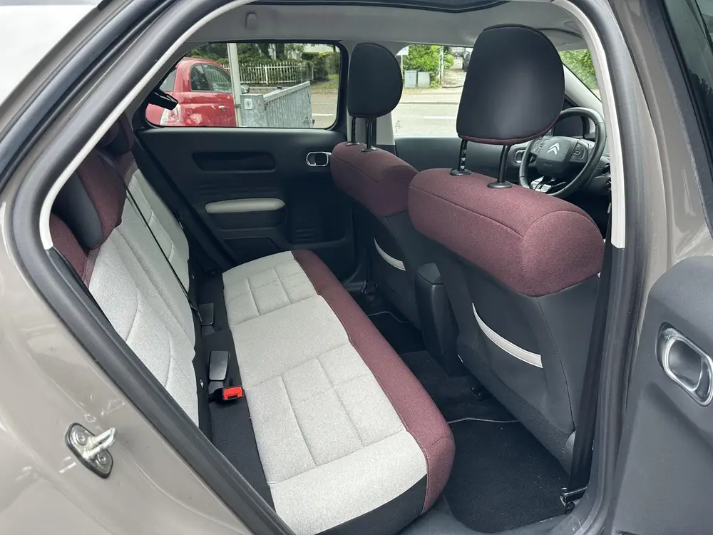 Citroën C4 Cactus Citroen C4 Cactus 1.2 PureTech 130PK Shine uit 2019, foto 12