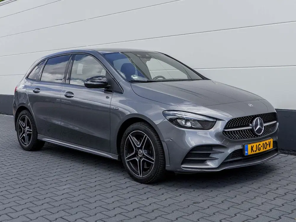 Mercedes-Benz B-Klasse 250 e AMG Business Solution uit 2020, foto 14