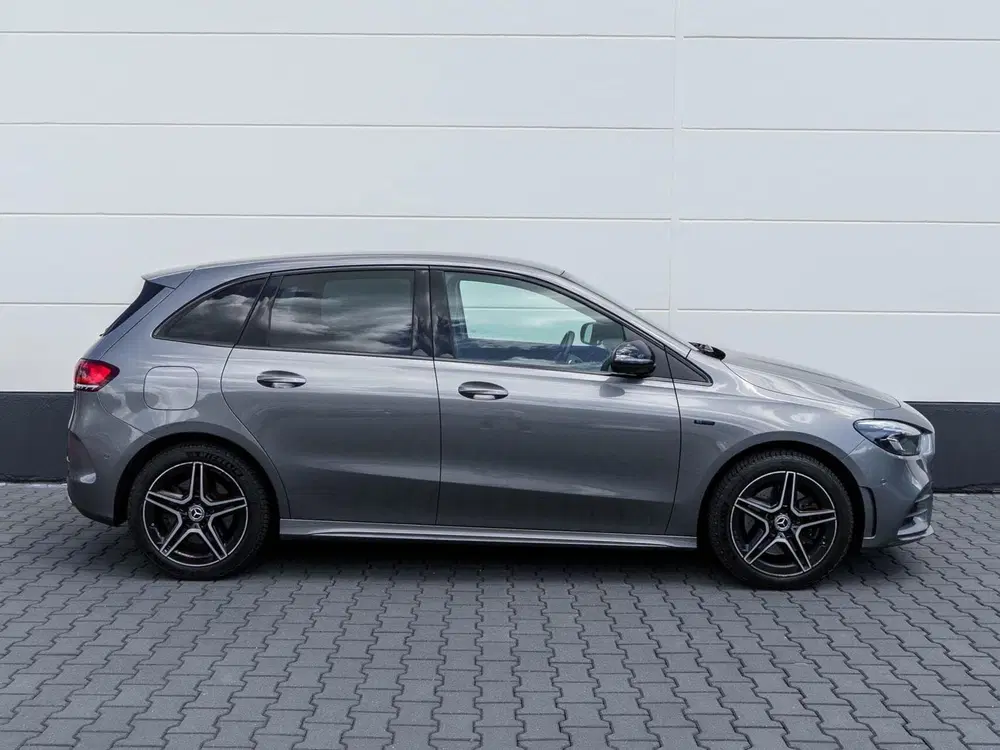 Mercedes-Benz B-Klasse 250 e AMG Business Solution uit 2020, foto 15