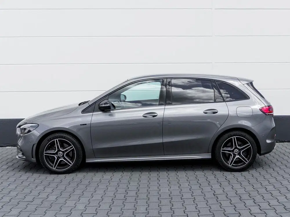 Mercedes-Benz B-Klasse 250 e AMG Business Solution uit 2020, foto 4