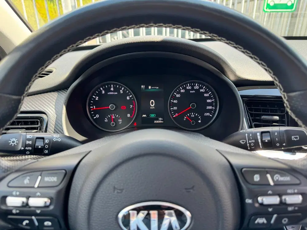 Kia Stonic 1.0 T-GDi MHEV GT-PlusLine uit 2021, foto 19